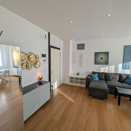Convenient Family Apt With Private Parking Mestre Exteriör bild
