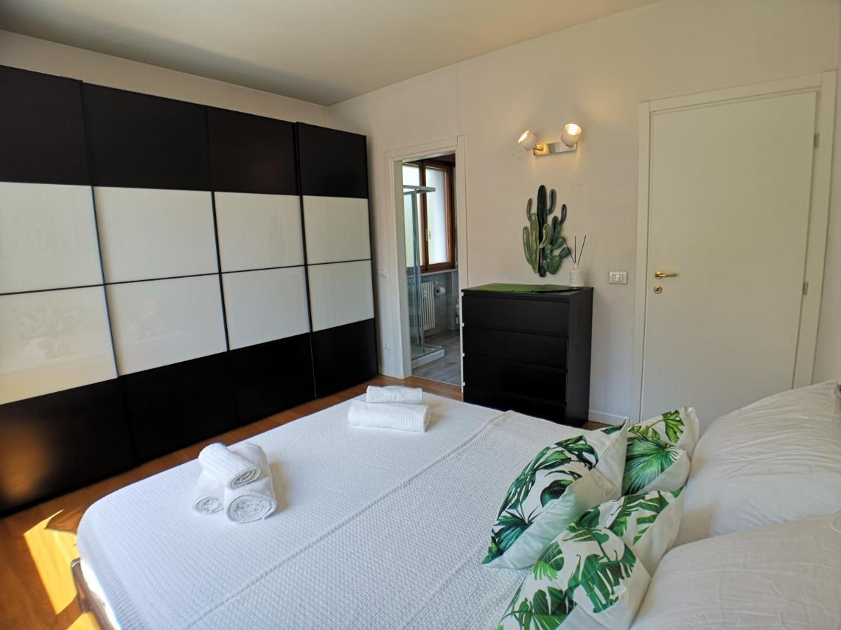 Convenient Family Apt With Private Parking Mestre Exteriör bild