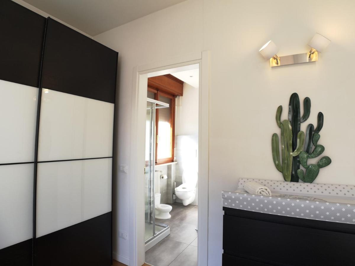 Convenient Family Apt With Private Parking Mestre Exteriör bild