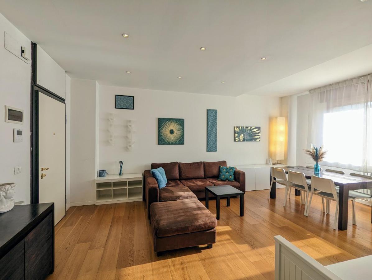 Convenient Family Apt With Private Parking Mestre Exteriör bild