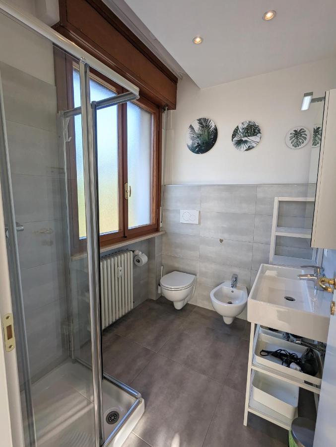Convenient Family Apt With Private Parking Mestre Exteriör bild