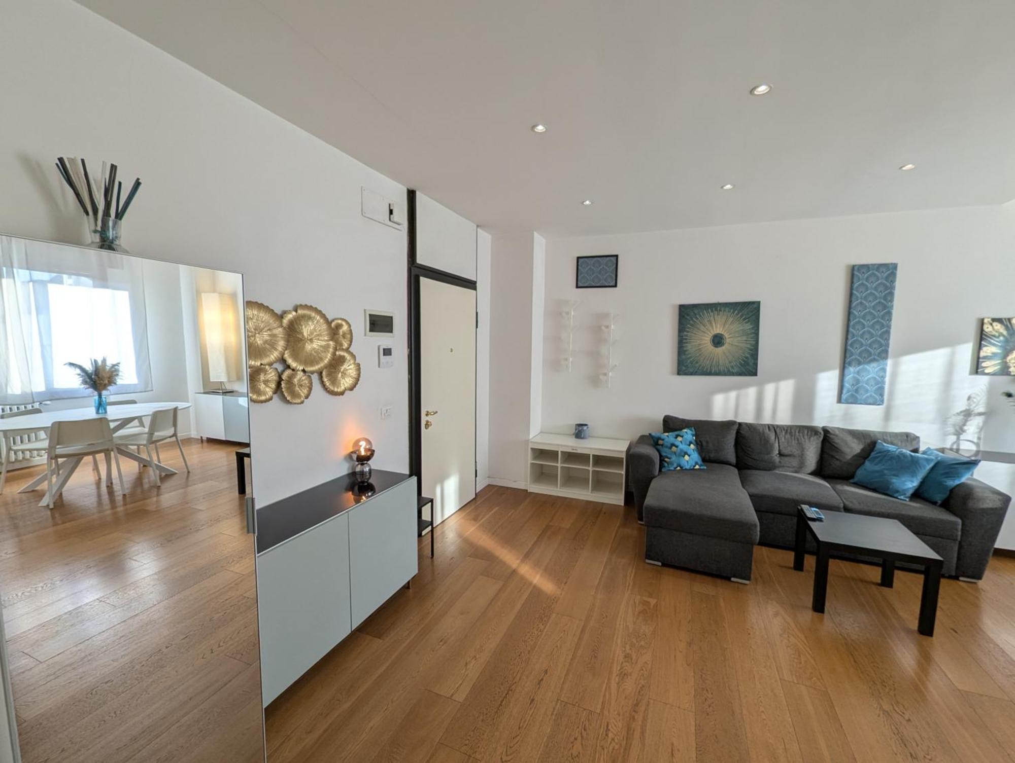 Convenient Family Apt With Private Parking Mestre Exteriör bild
