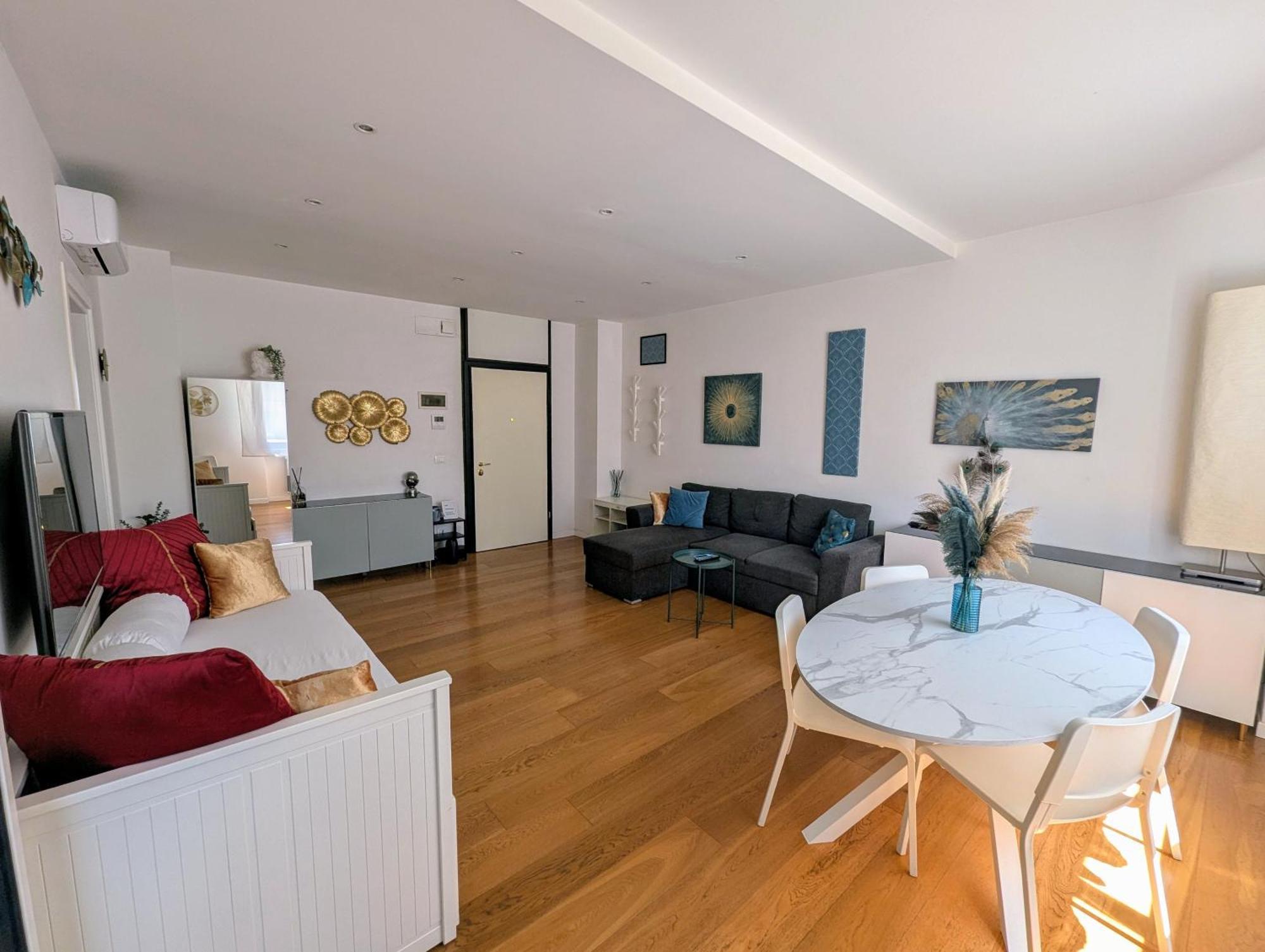 Convenient Family Apt With Private Parking Mestre Exteriör bild